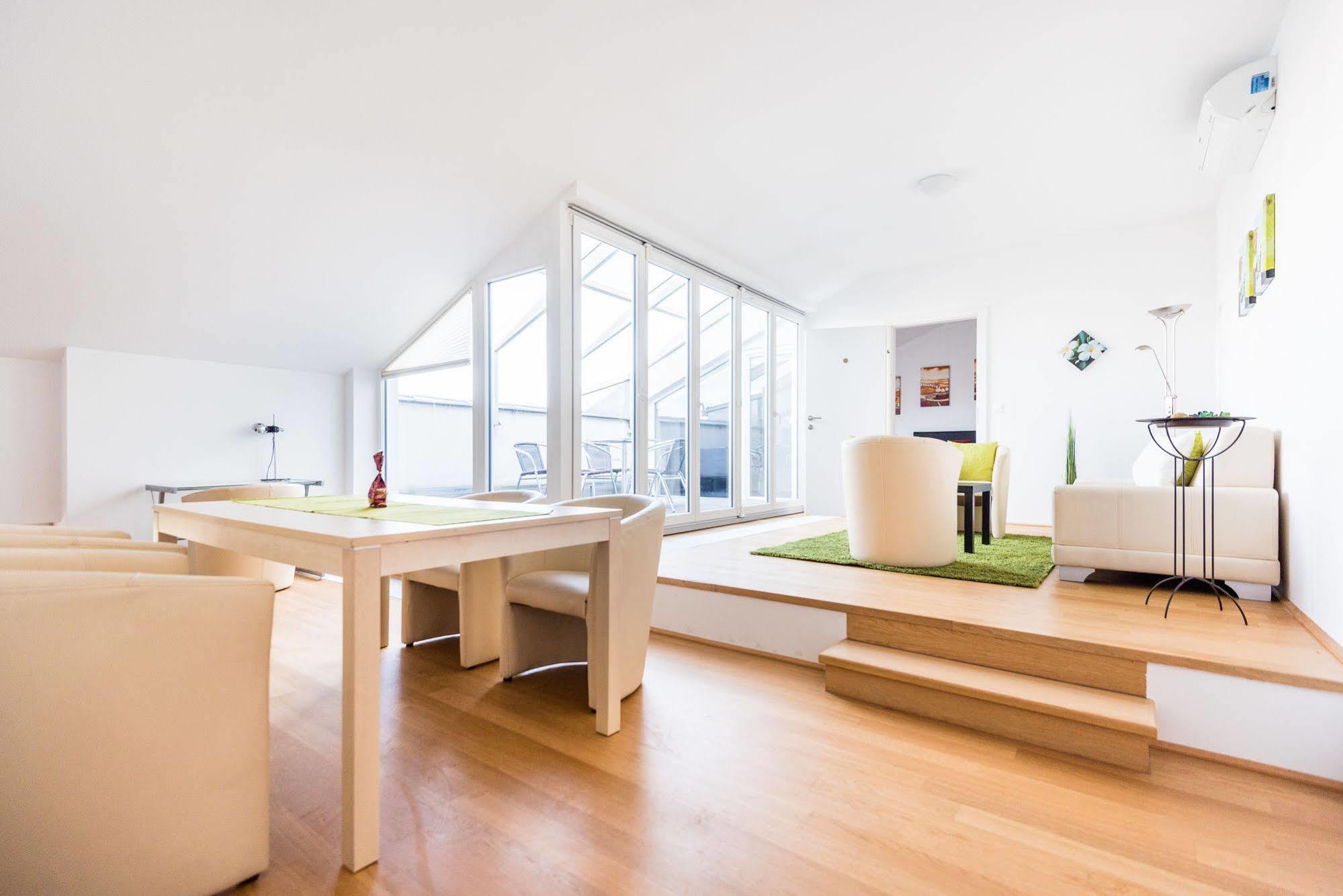 Duschel Apartments Vienna Wina Bagian luar foto