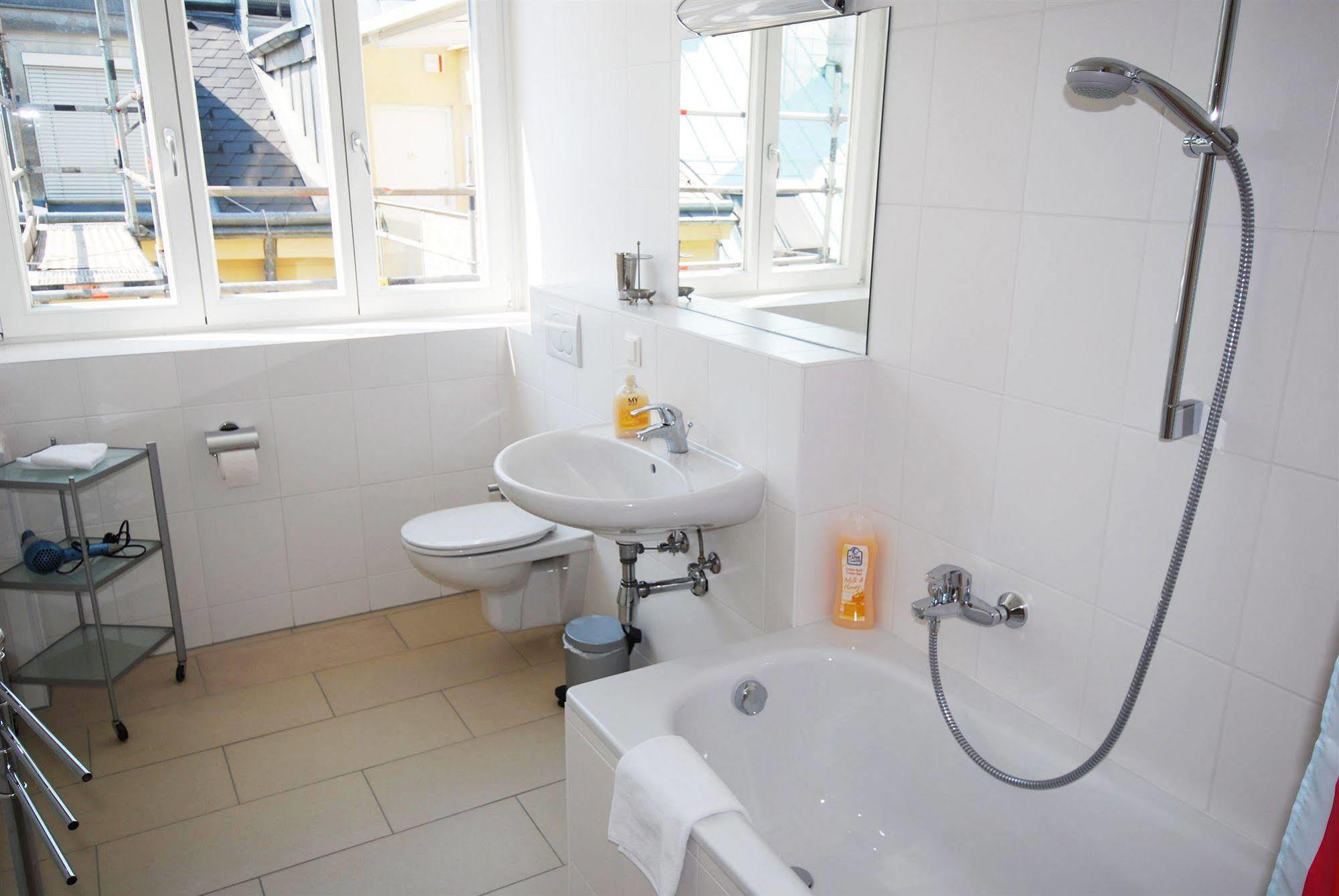 Duschel Apartments Vienna Wina Bagian luar foto