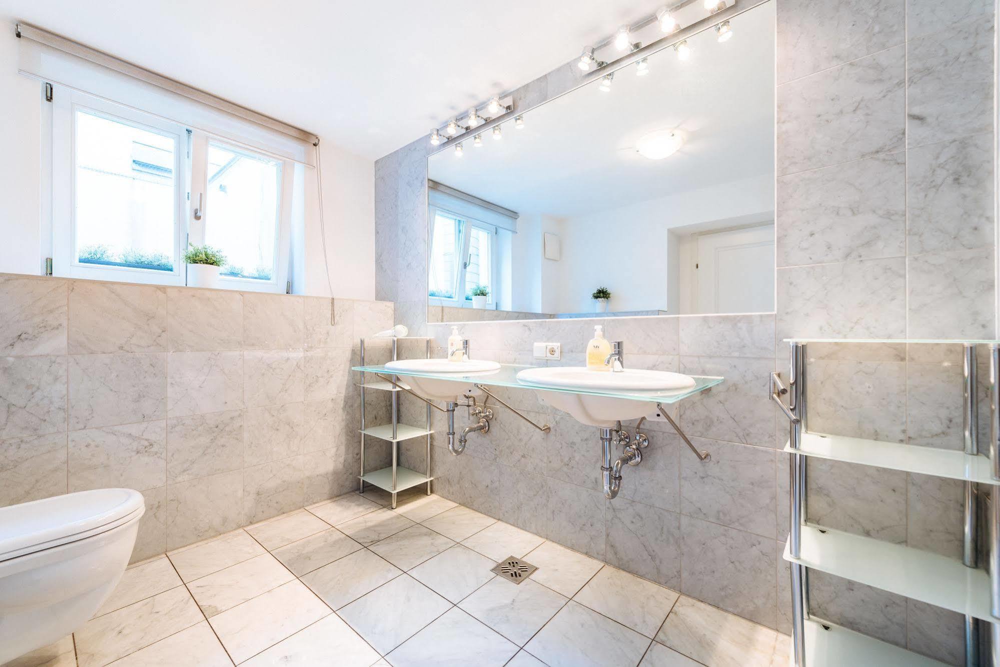 Duschel Apartments Vienna Wina Bagian luar foto